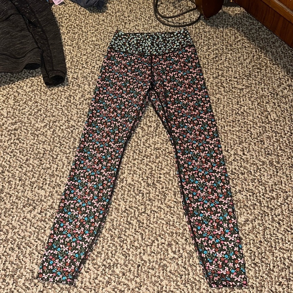 Women’s Nike leggings